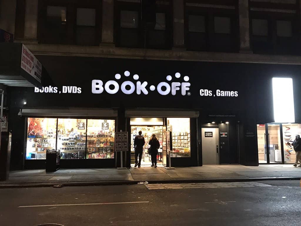 Gashapon & Collectibles