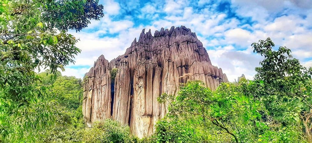 Yana Rocks and Caves