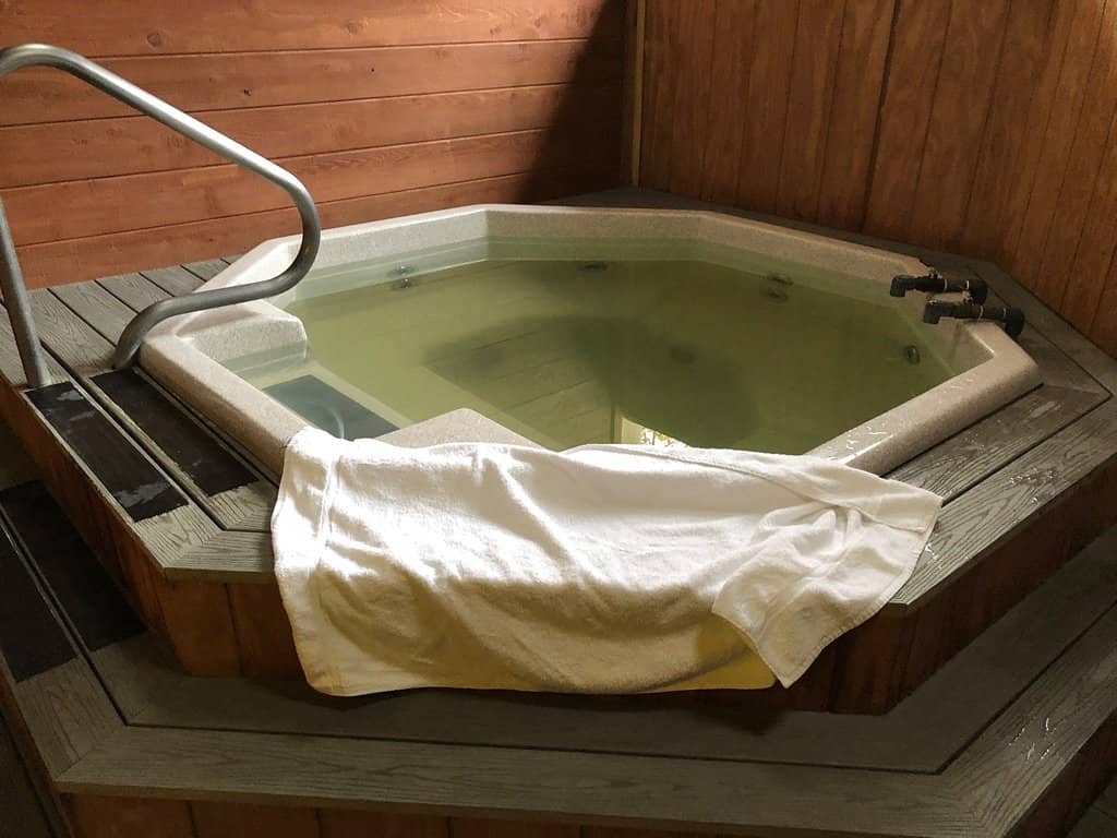 Vineyard View Jacuzzis