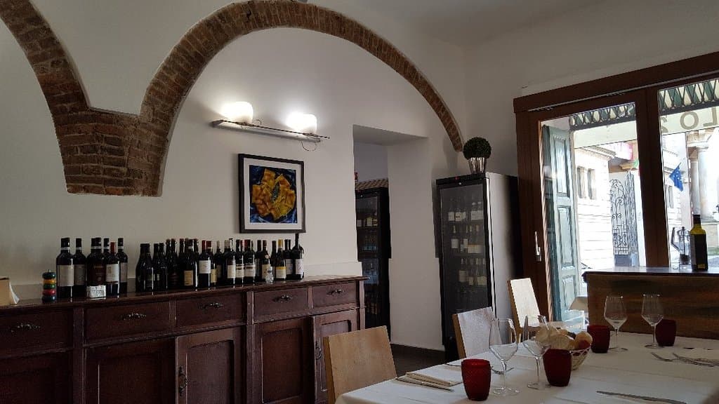 Osteria Piazza Sordello 26
