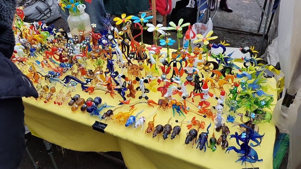 te szklane figurki mnie zaczarowały :)