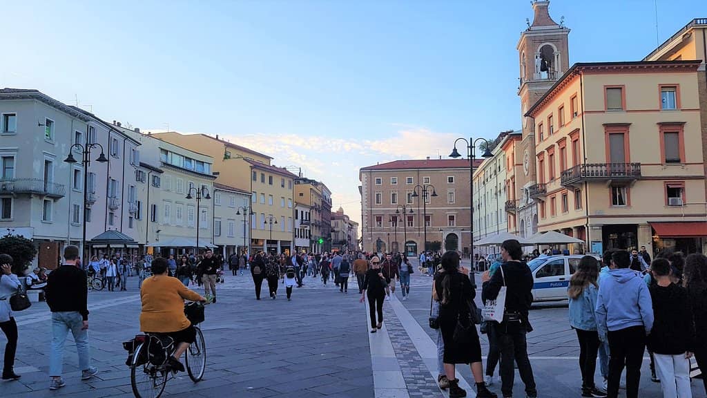 Local Shops and Cafes