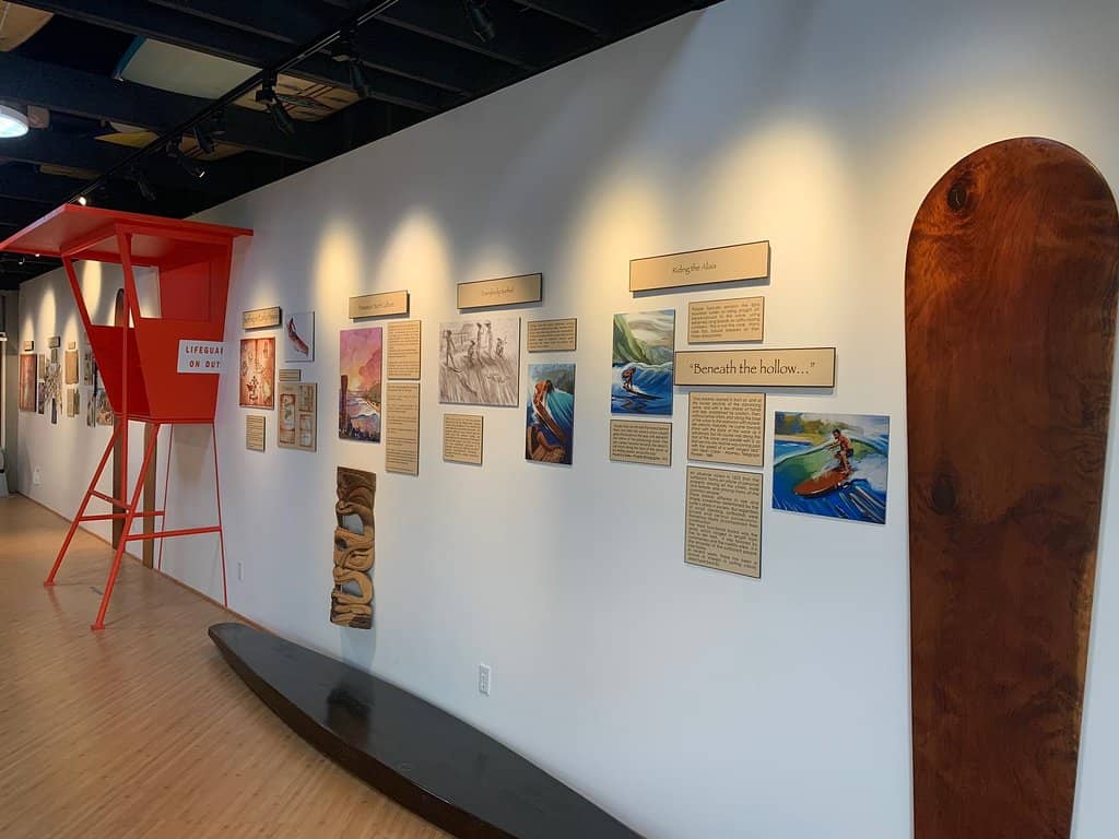 World's Largest Surfboard