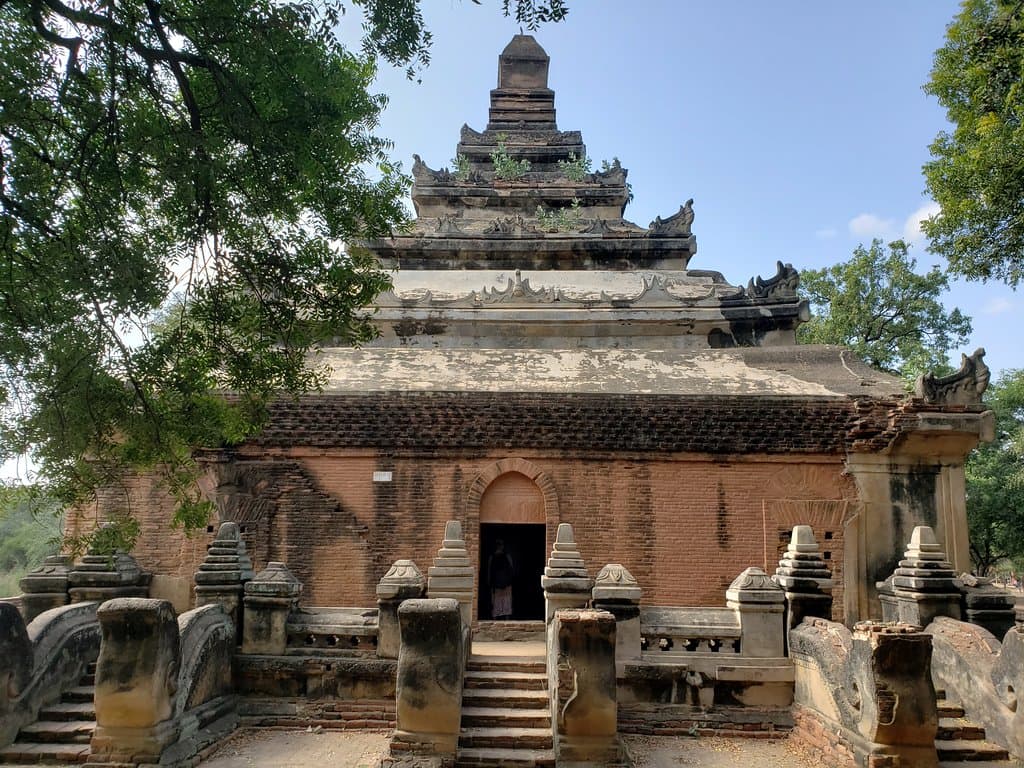 正面