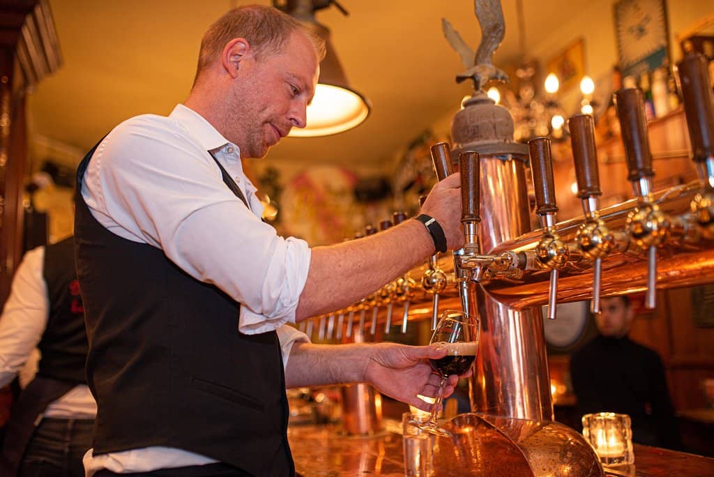 Cozy Brown Bar Ambiance