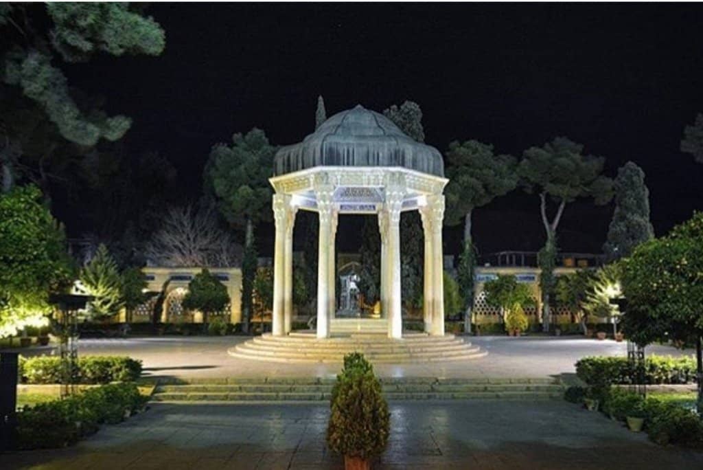 Poetry Reading & Divan