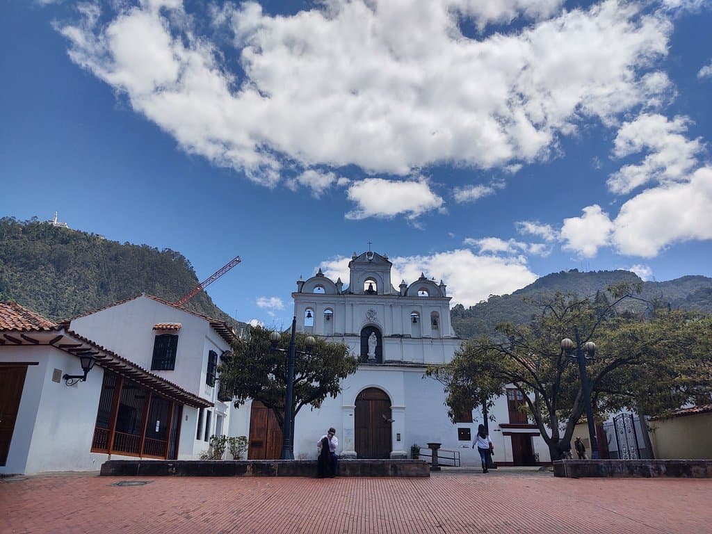 Iglesias Históricas en Bogotá, En la imagen iglesia de las Aguas