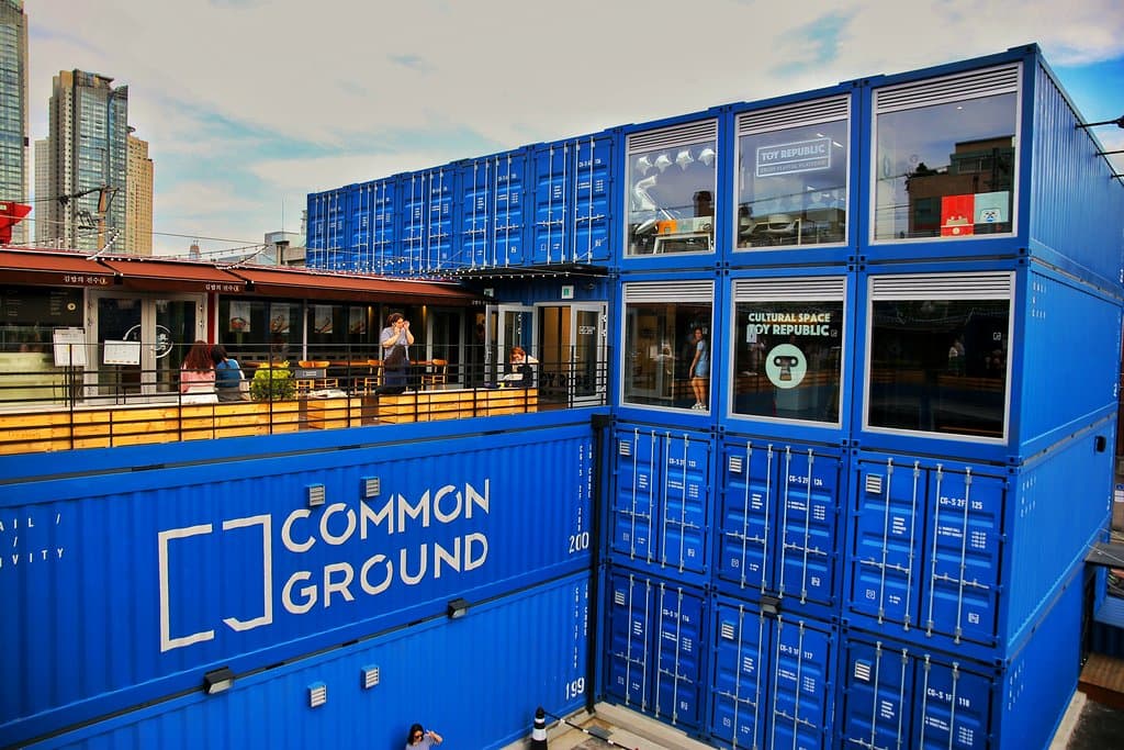 Common Ground is a unique mall made by truck container. The idea very smart and absolutely well design. you can enjoy the small mall with cloth, bag, souvenir, and also some delicious restaurant on top floor. Mostly teenager come here also for take fotos as this place is very instagramable. Very recommended.
