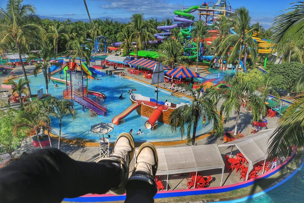 Lazy River & Pools