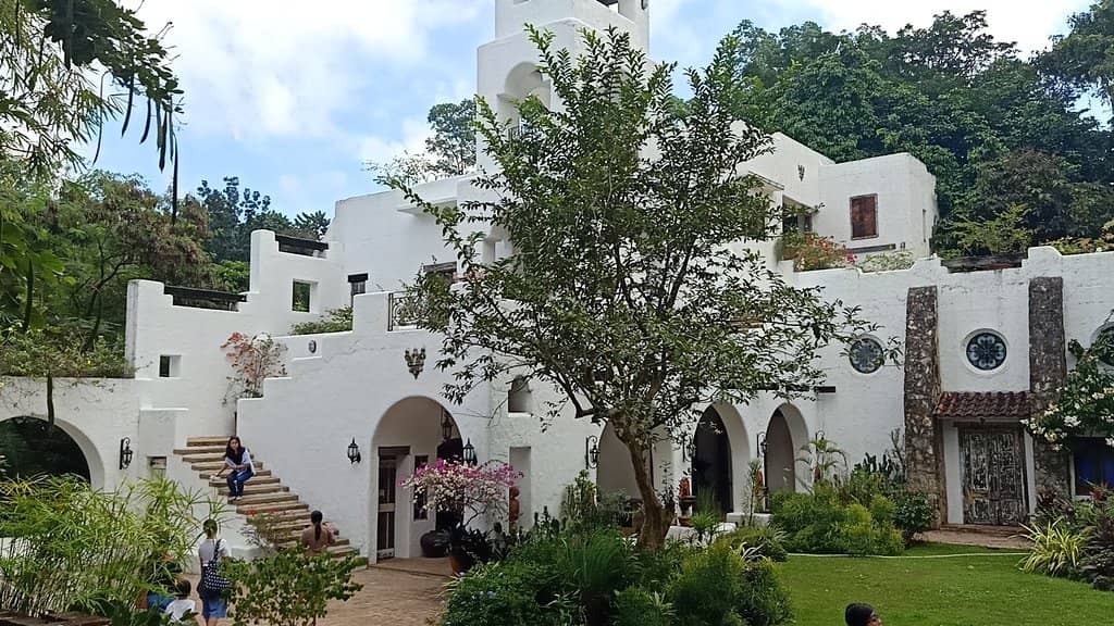 Mediterranean-Inspired Architecture