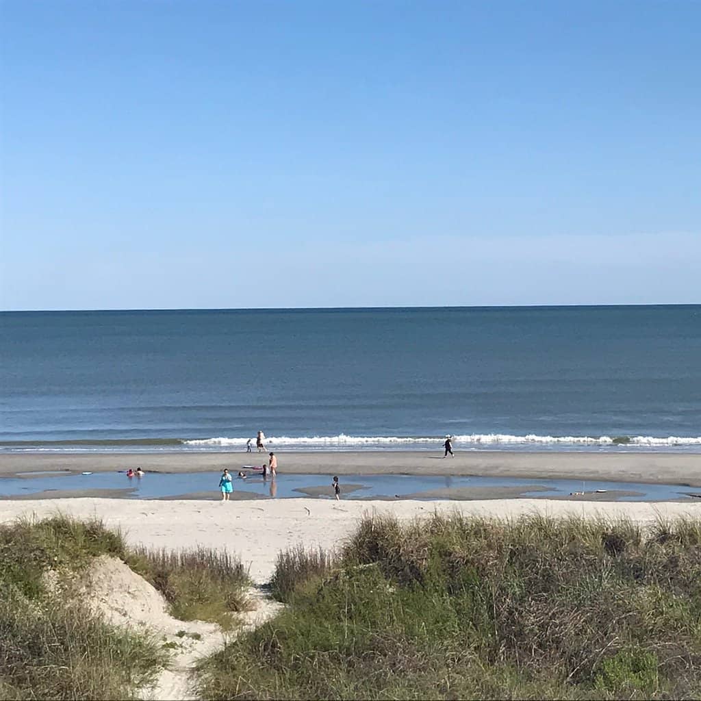 Clear Waters & Gentle Waves