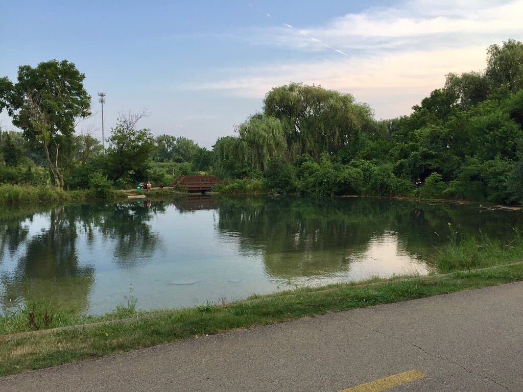 A waterbody called Fen next to the trail