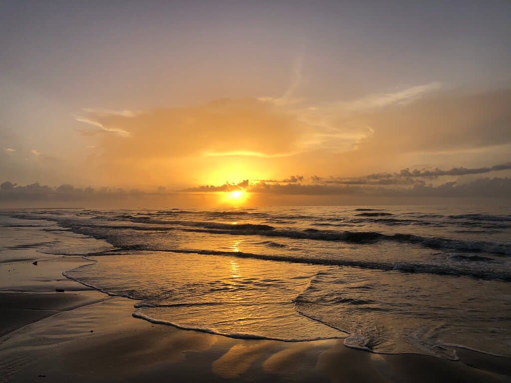 Sunrise is still the top attraction, don’t miss it.