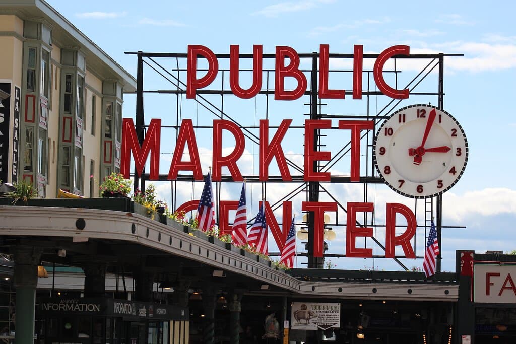 Explore all 9 acres of Pike Place Market. From 96 farmers, 230 crafters, and 225 independently owned shops and restaurants -- there is always something new to discover.