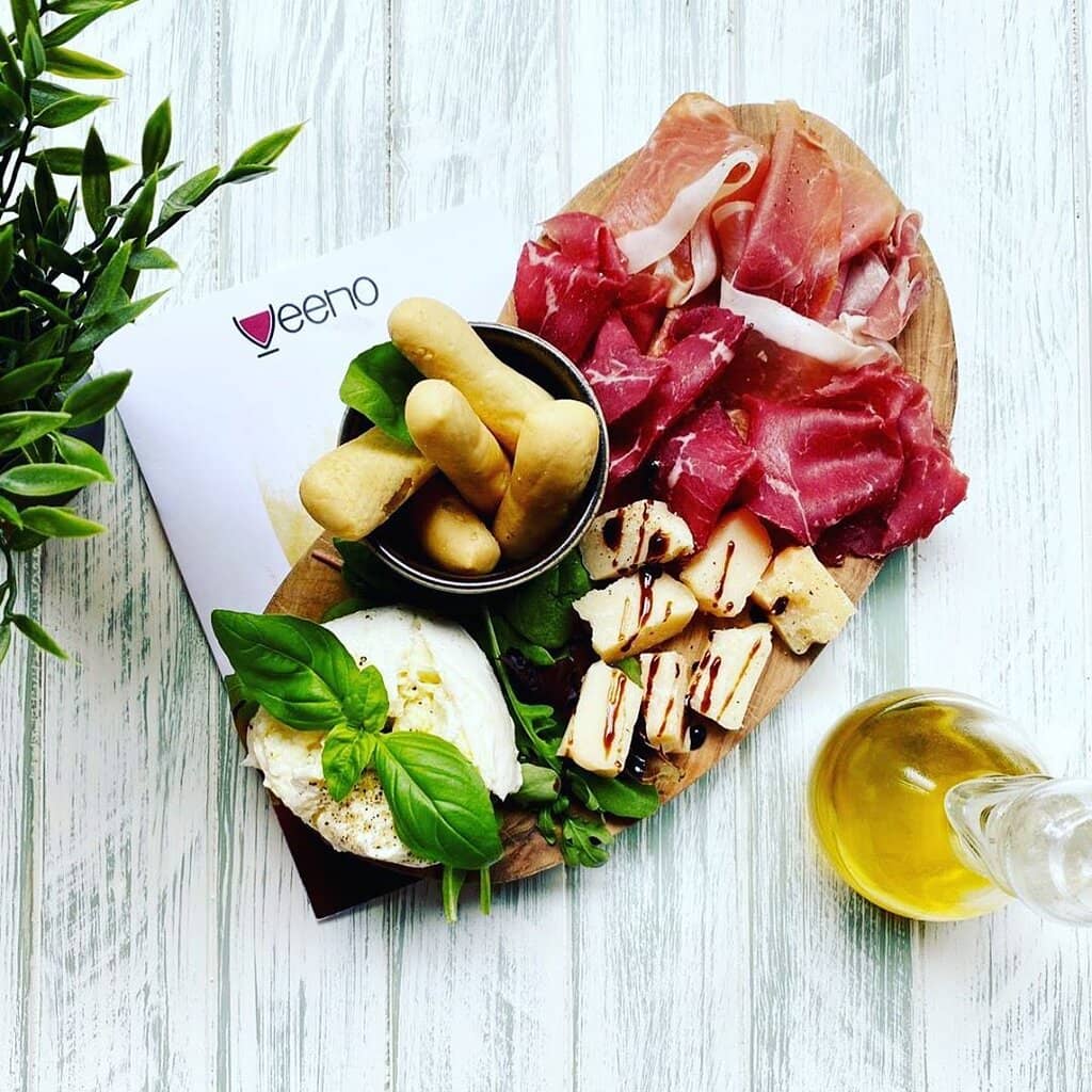 Generous Sharing Platters