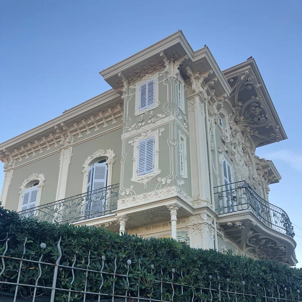 Liberty Style Architecture