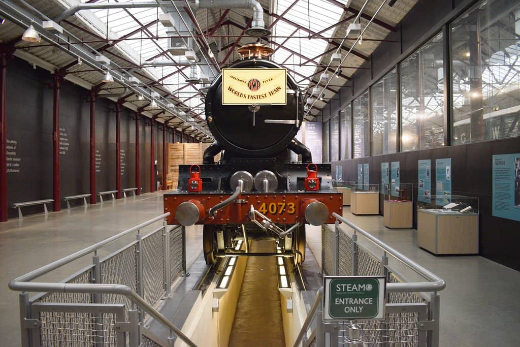 Locomotive Footplate Access