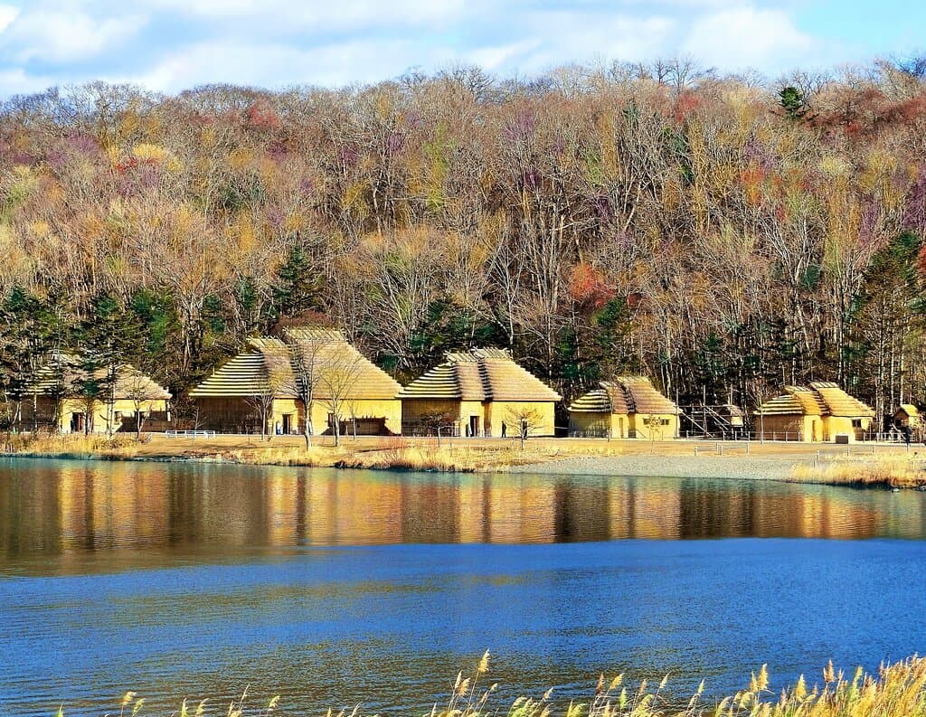 国立アイヌ博物館ウポポイ~野外展示の集落(チセ)