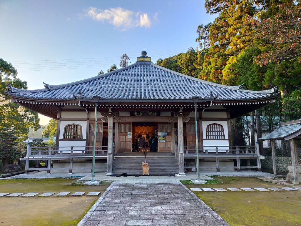 補陀洛山寺 本堂