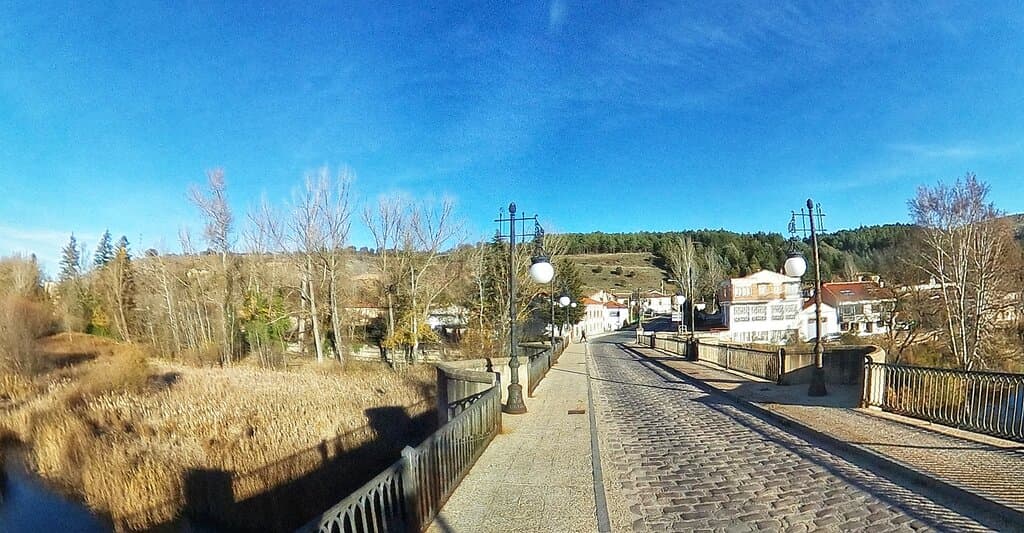 Medieval bridge at the Eastern entrance to the town of Soria