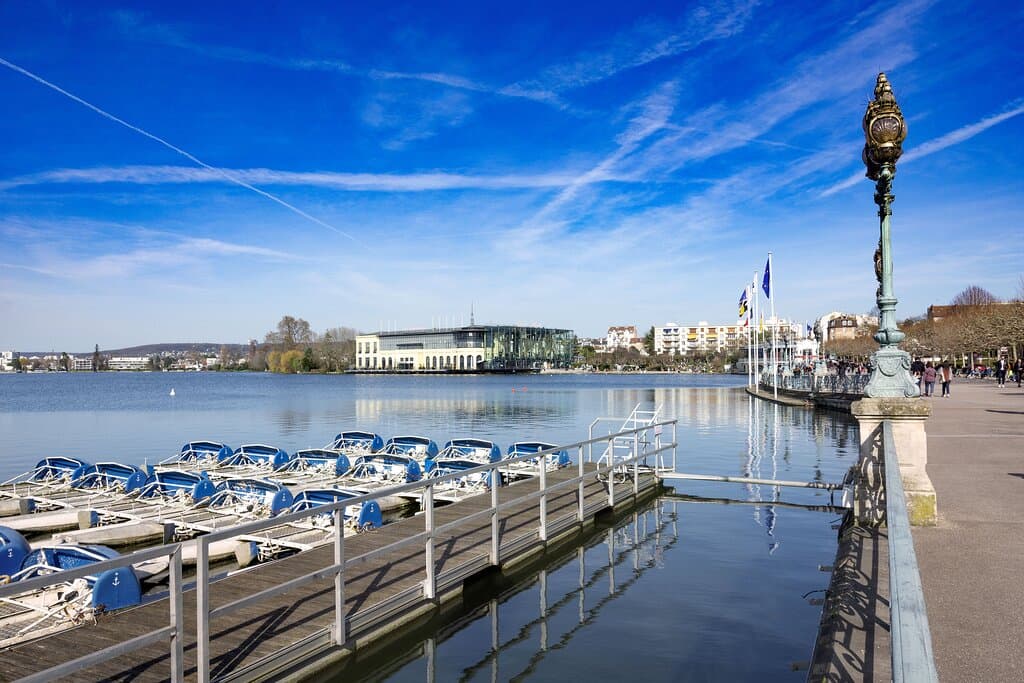 Le Lac d'Enghien les bains