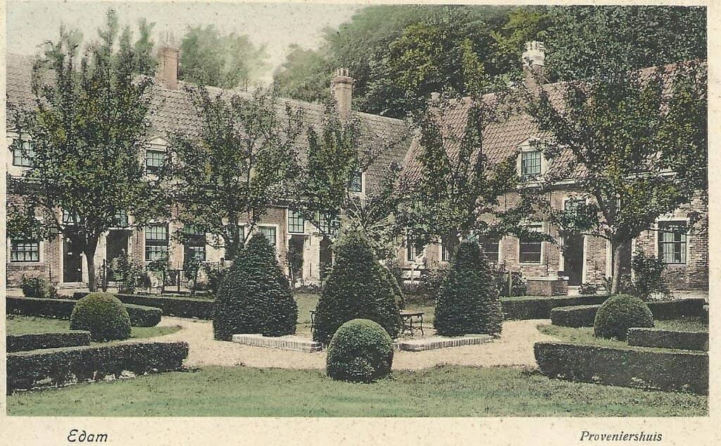 The Courtyard Garden