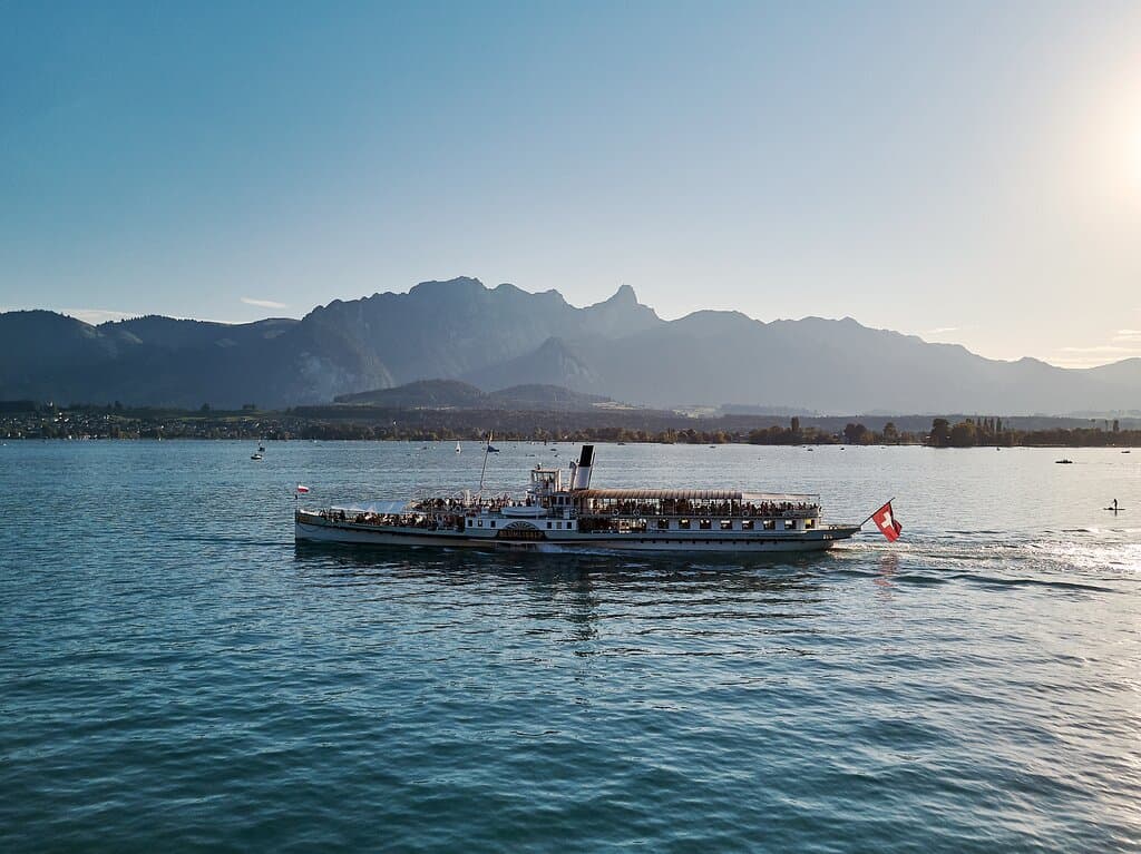 steamboat Blümlisalp on Lake Thun