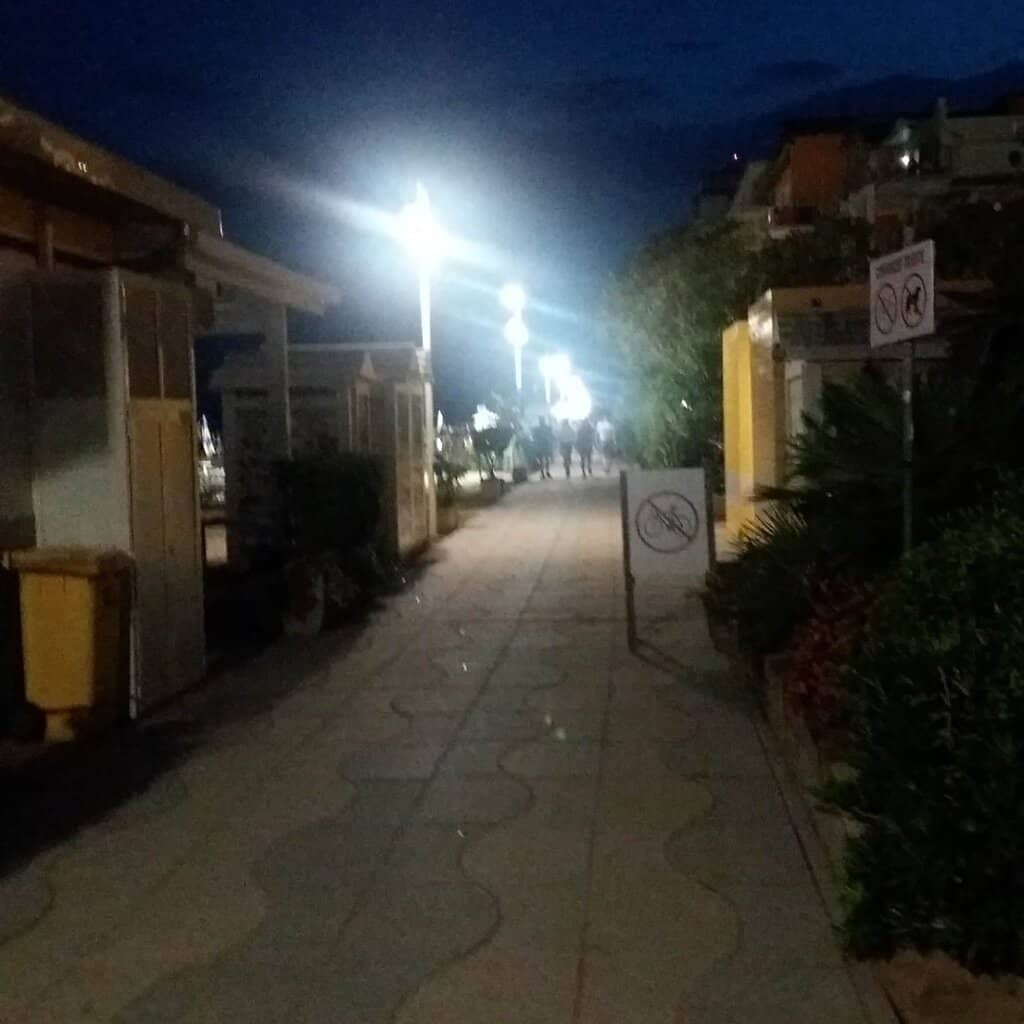 Beachfront Access