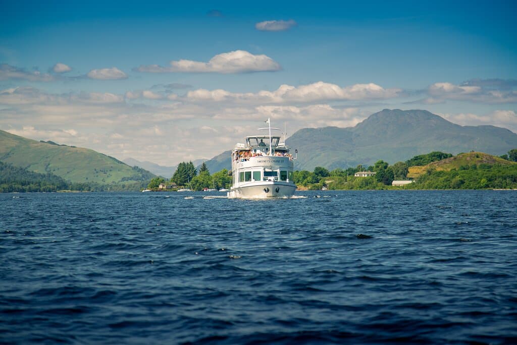 Astina Experience Cruise