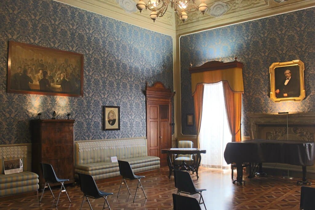 Salone