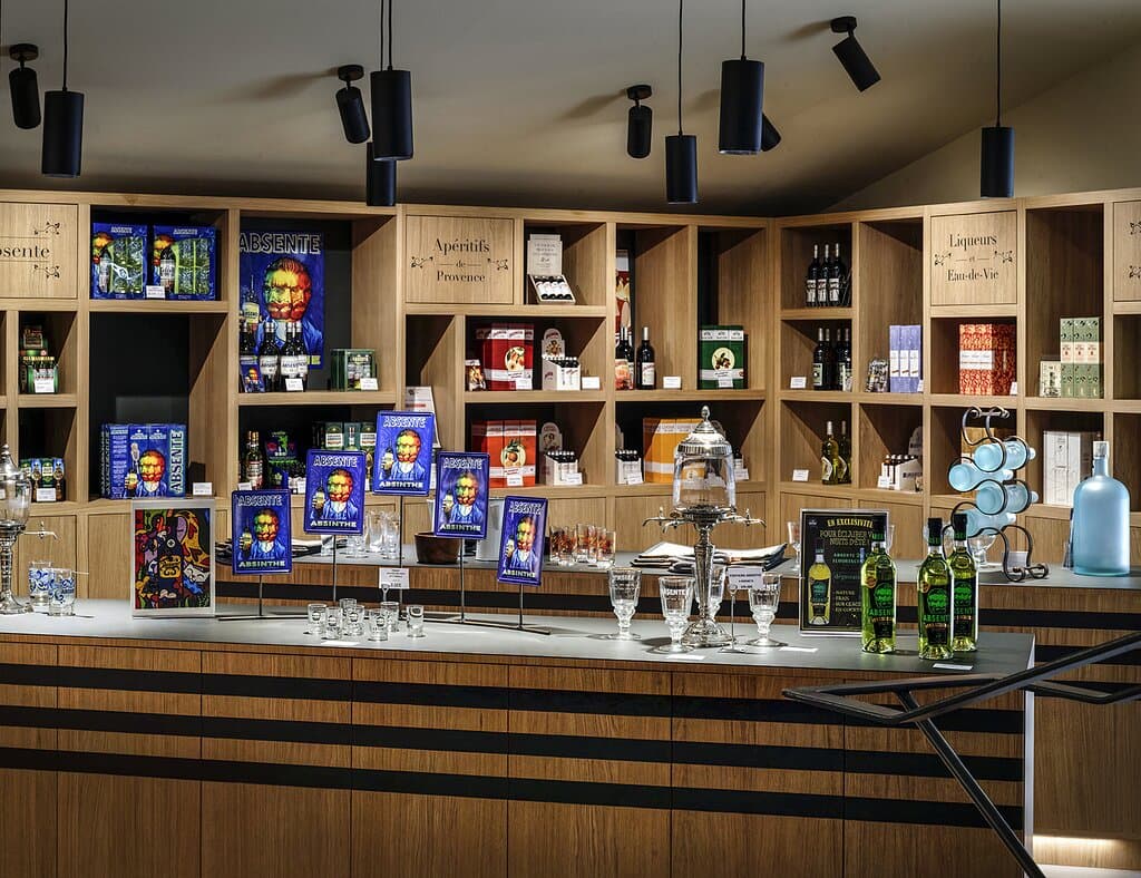 Les produits et alcools de la Distillerie.