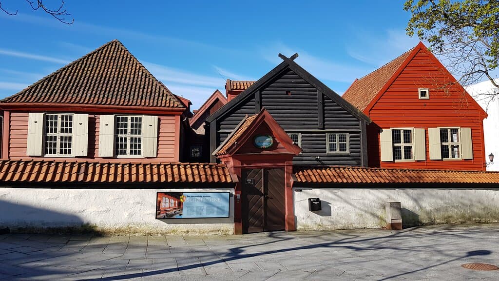 The Hanseatic Museum and Schøtstuene - at the front of Schøtstuene museum