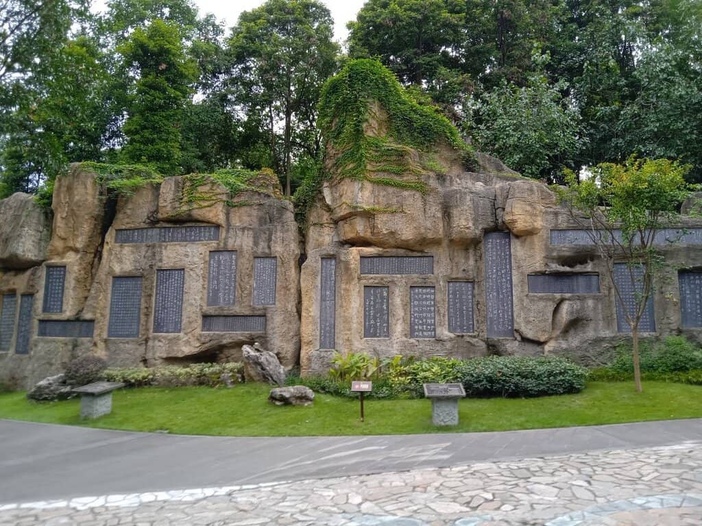 Serene Lakeside Strolls