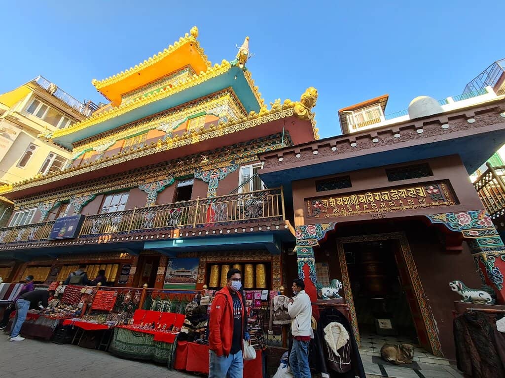 Giant Buddha Statue