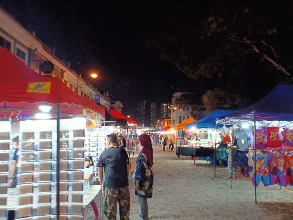 Custom Perfume & Massage Corner