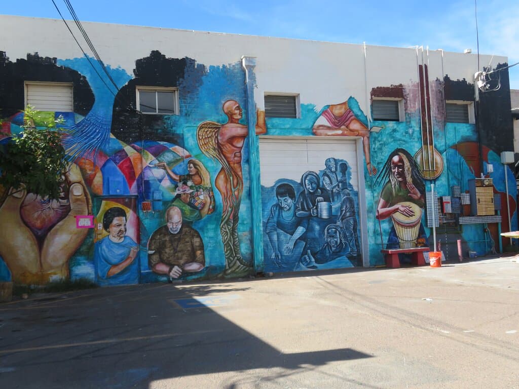 Every area of this entrance was covered