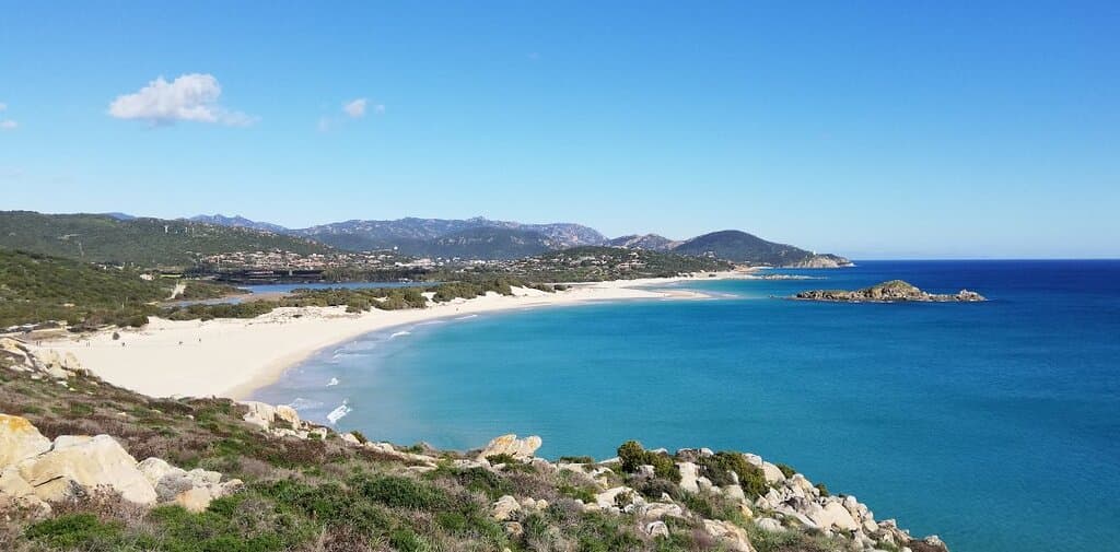 Campana Beach