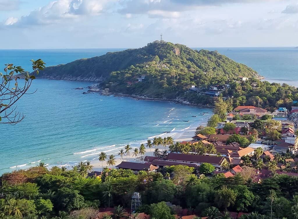 Beachfront Dining & Fire Shows