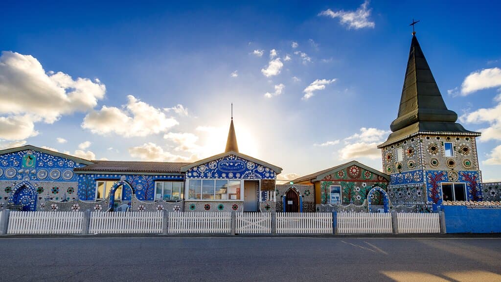 Et af de smukkeste sneglehuse i verden ligger tæt på havet i Thyborøn. Et must, når du er på de kanter.