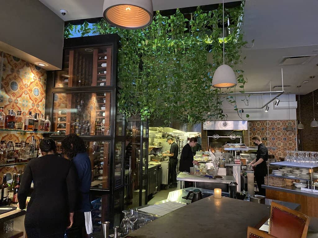 Romantic and Cozy Ambiance