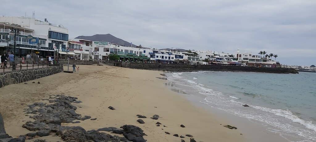 Proximity to Promenade