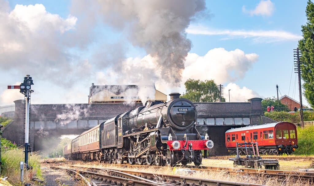 One of our 1st Class Express dining trains departs Loughborough Central