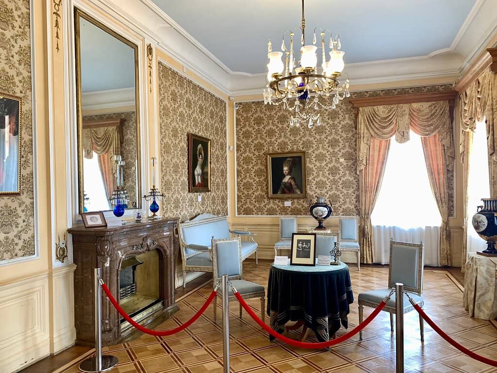 Imperial Interiors