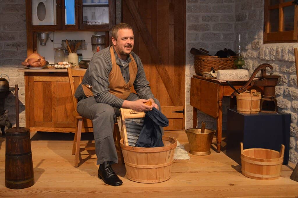 Nuecestown Re-creation