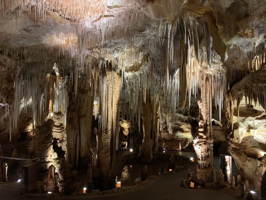 Tantanoola Caves entrance