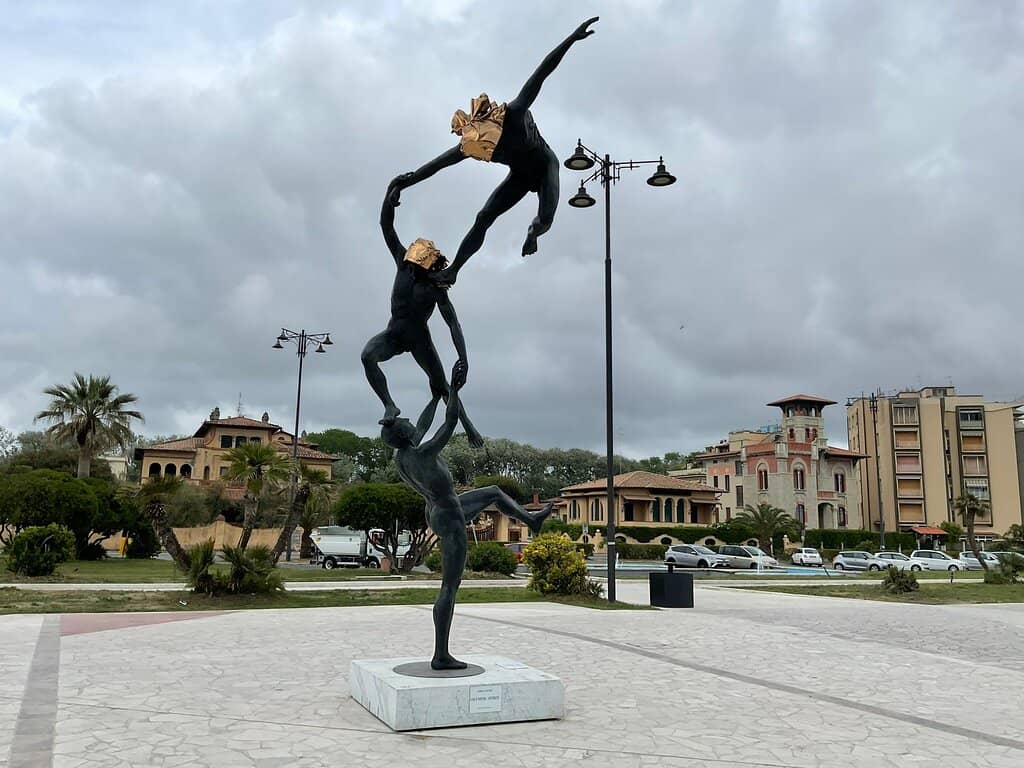 Liberty Architecture Stroll