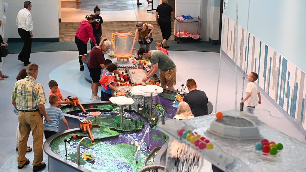 The Great Lakes Water Table...Fun for Everyone!