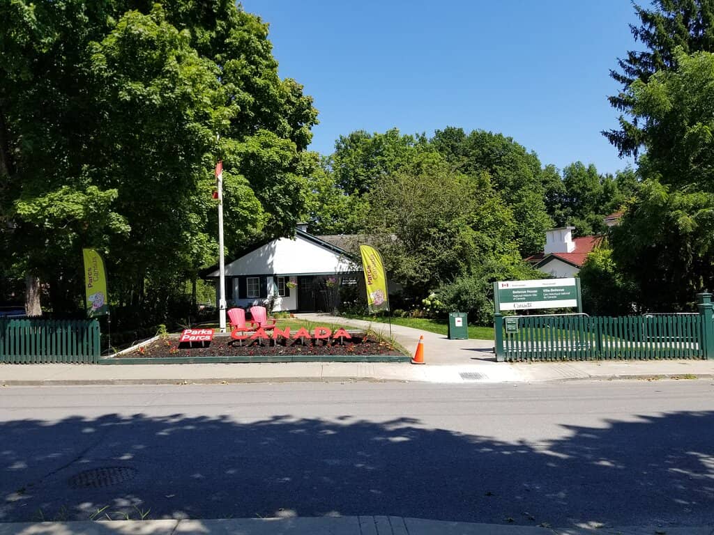 Unpacking MacDonald Tour