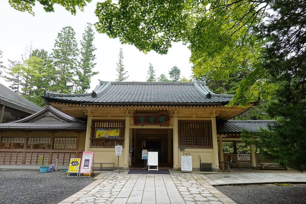 Historical Scroll Paintings