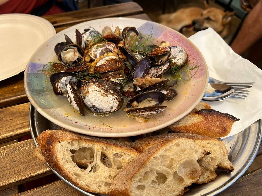 Cozy & Sustainable Ambiance